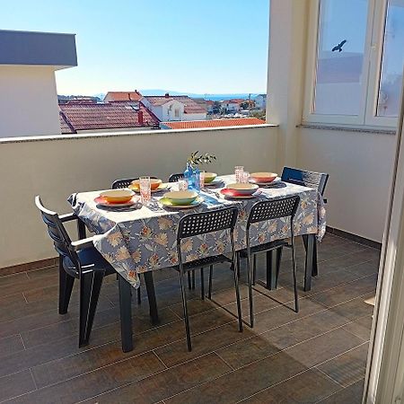 Apartment Ivetka Banjol Buitenkant foto