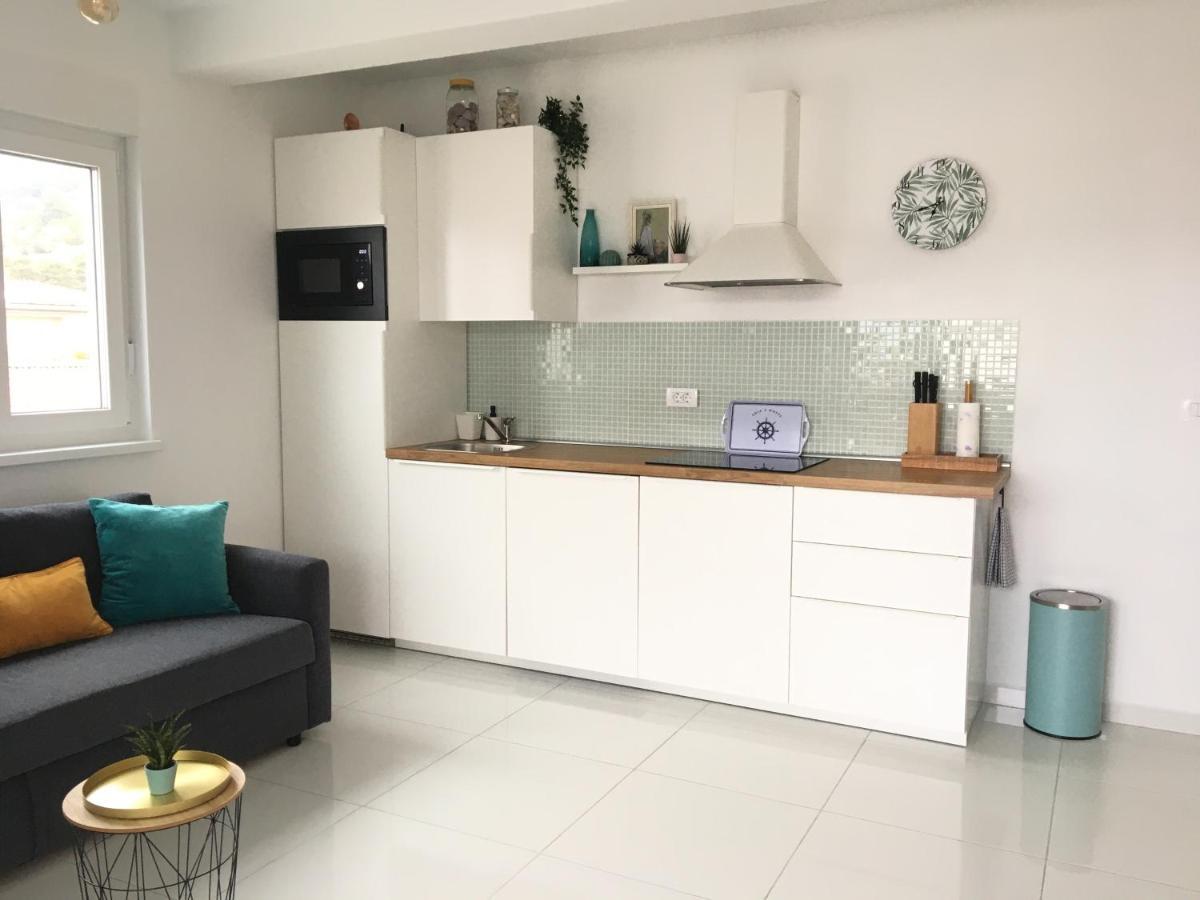 Apartment Ivetka Banjol Buitenkant foto