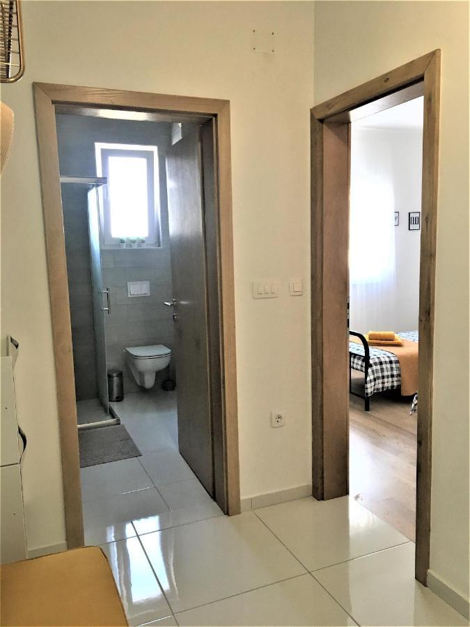 Apartment Ivetka Banjol Buitenkant foto