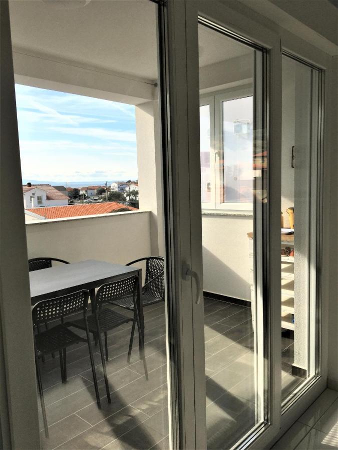 Apartment Ivetka Banjol Buitenkant foto