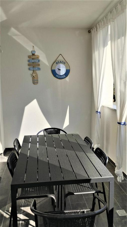 Apartment Ivetka Banjol Buitenkant foto