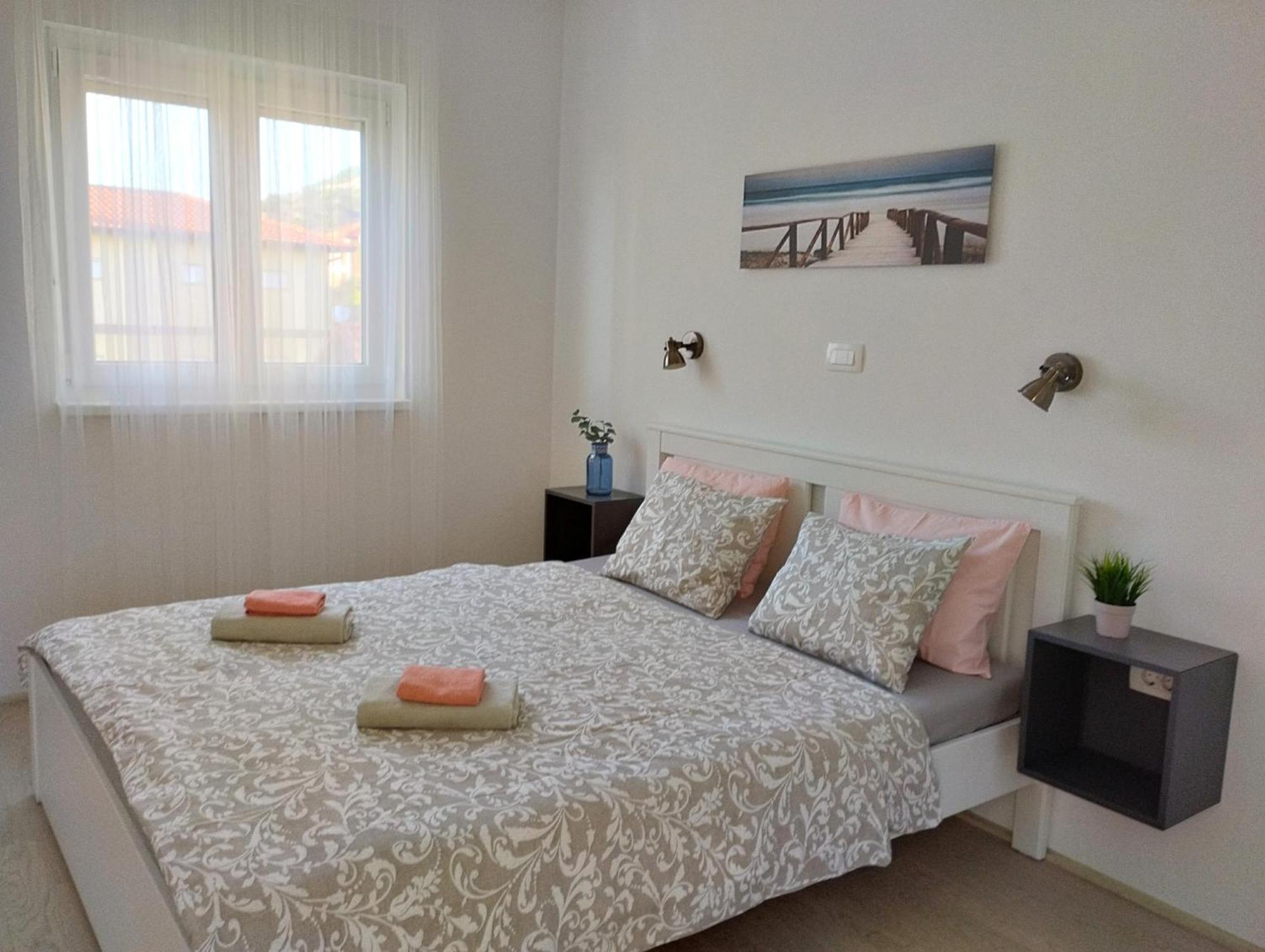 Apartment Ivetka Banjol Buitenkant foto